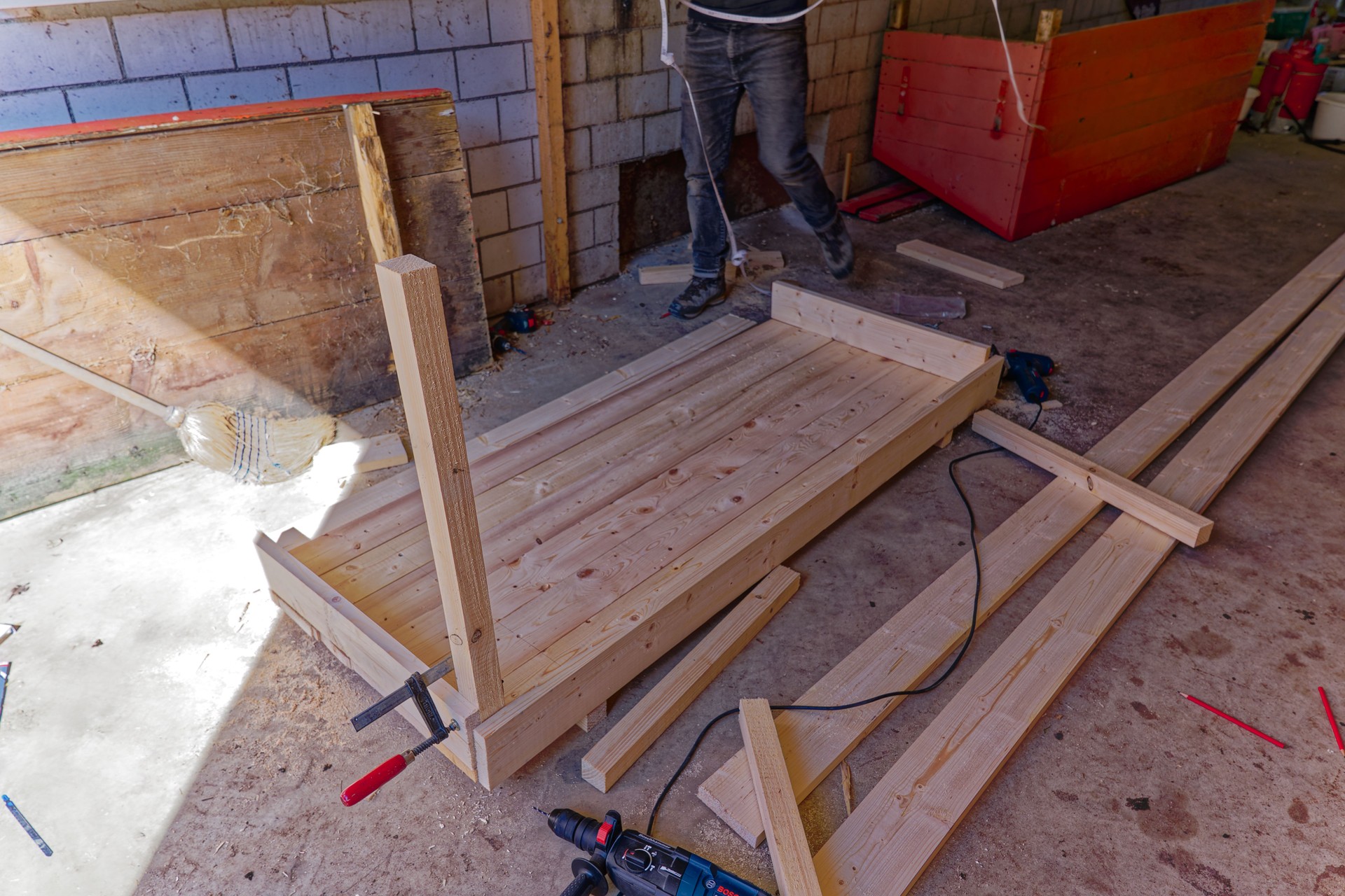 Konstruktion der Holzkiste.